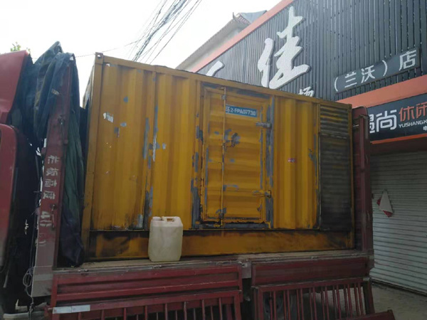 叠彩发电机组功率与使用时间之间的关系