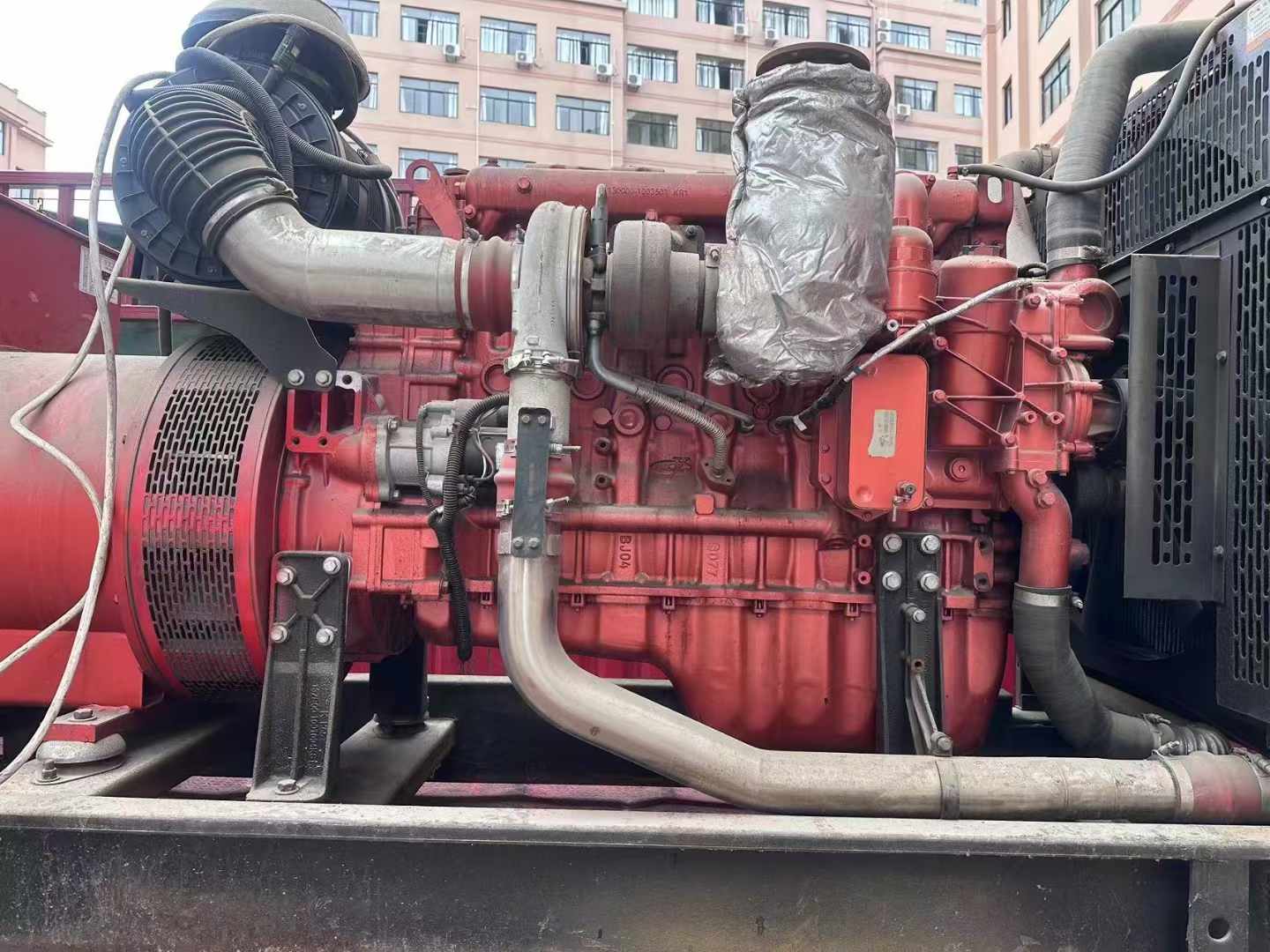叠彩如何选择适合 600kW 柴油发电机组的过载保护器？
